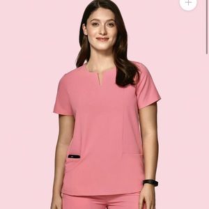 Like new Mandala scrub set. Smoke free, pet free home